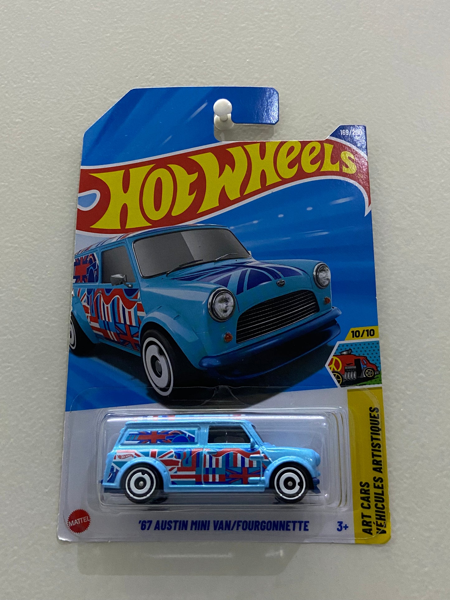 Hot Wheels 67 Austin Mini Van
