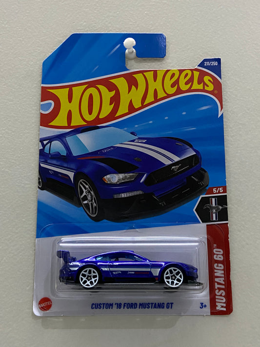 Hot Wheels Custom 18 Ford Mustang GT