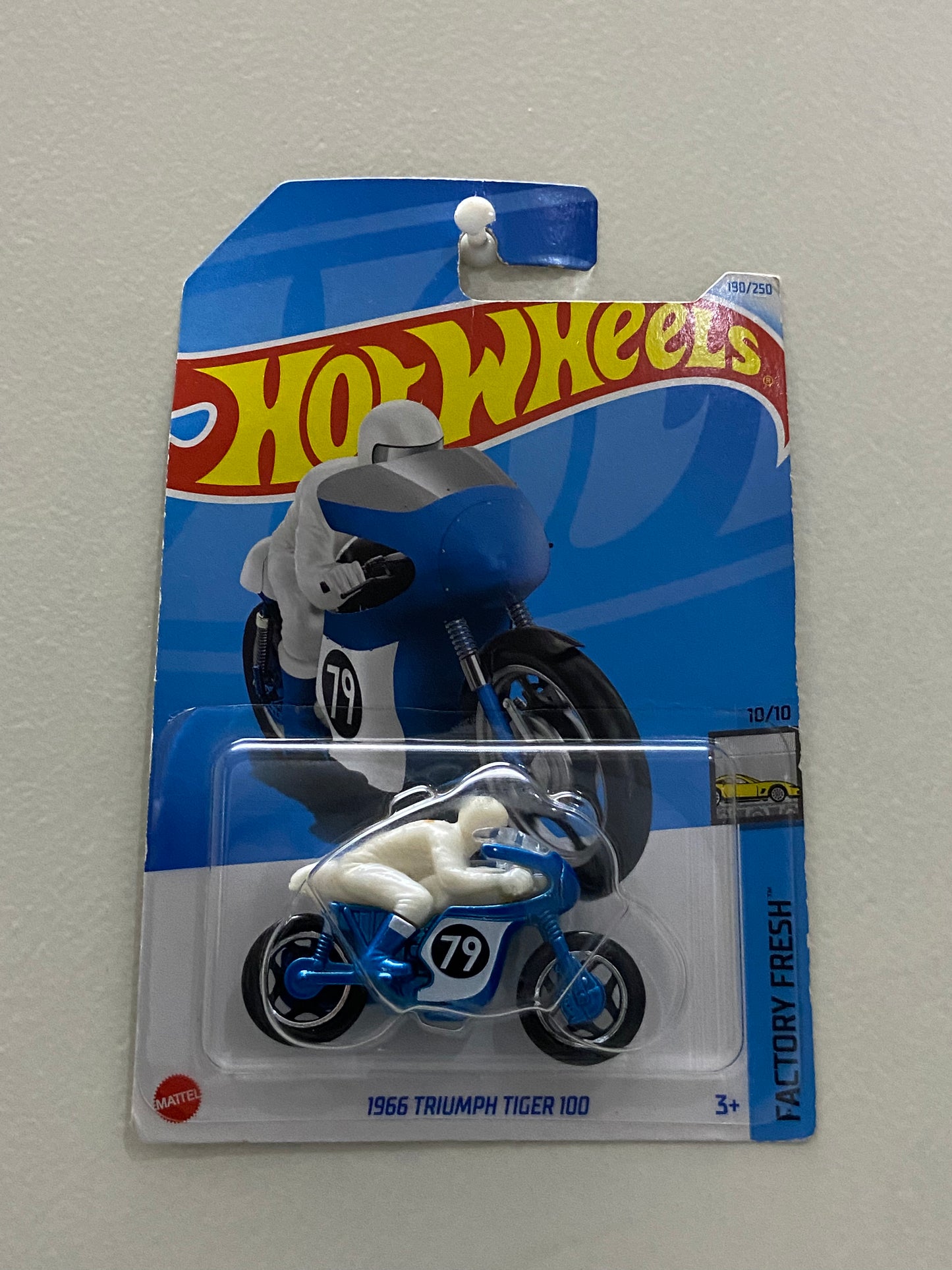 Hot Wheels 1966 Triumph Tiger 100