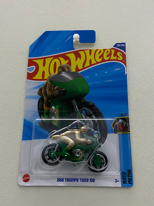 Hot Wheels 1966 Triumph Tiger 100 (Treasure Hunt)